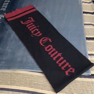 Juicy couture scarf